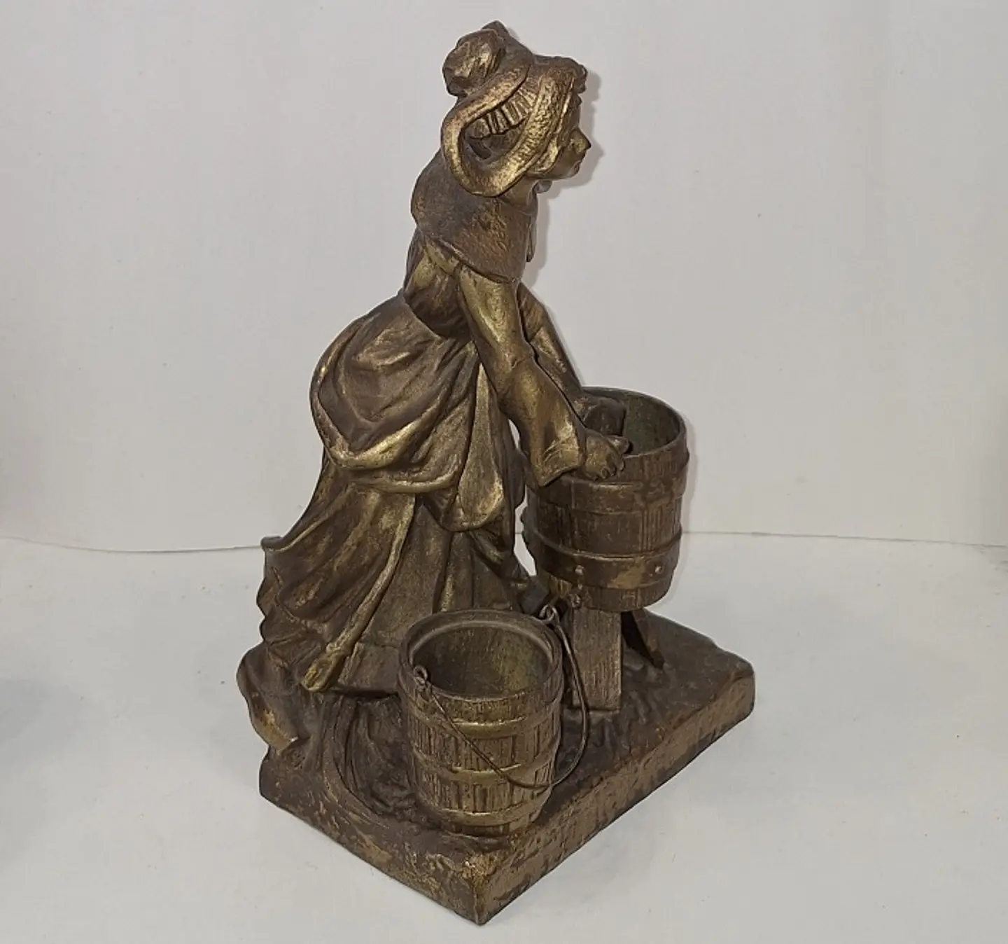 Escultura Holandesa em petit-bronze  4