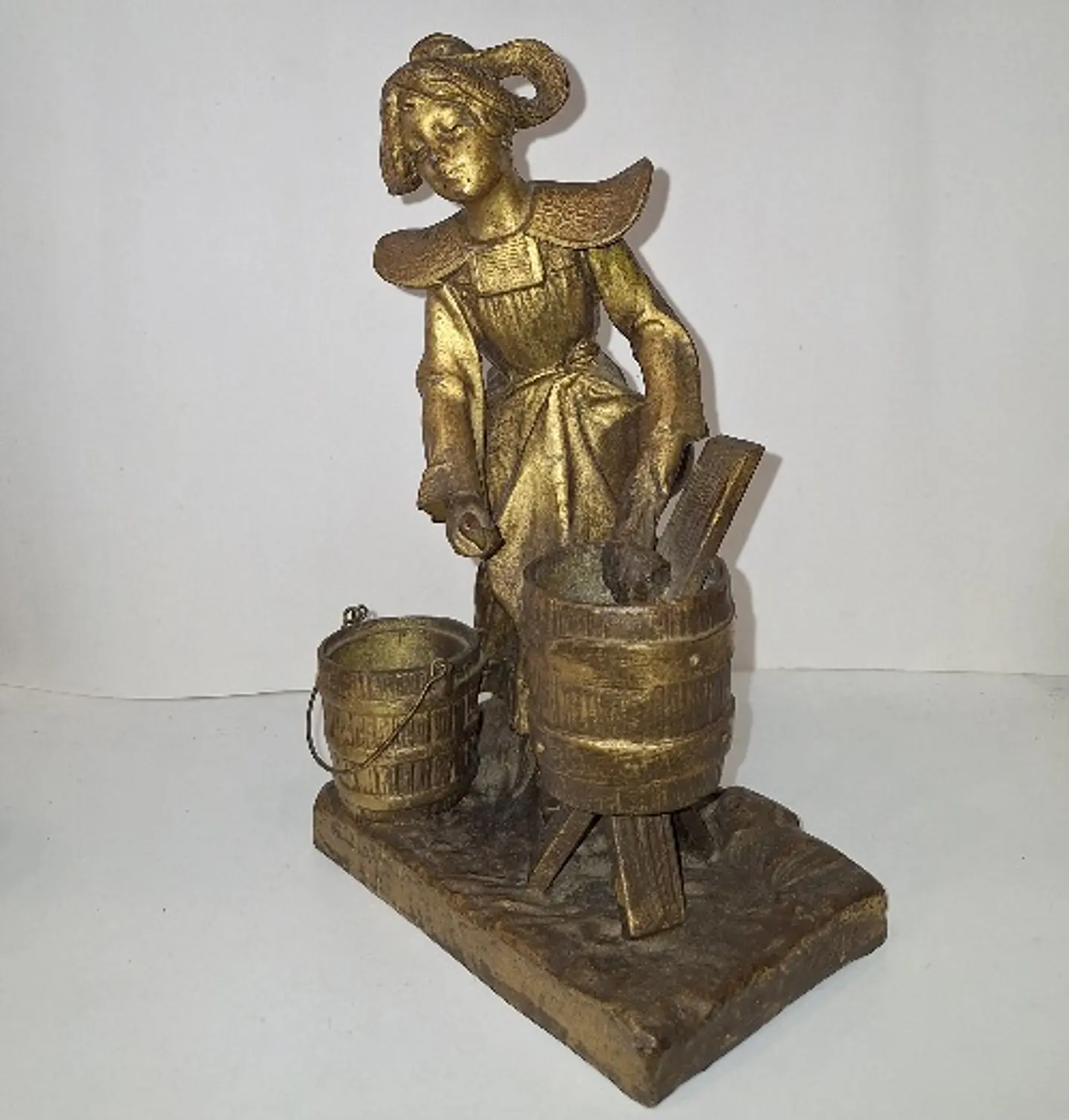 Escultura Holandesa em petit-bronze  5