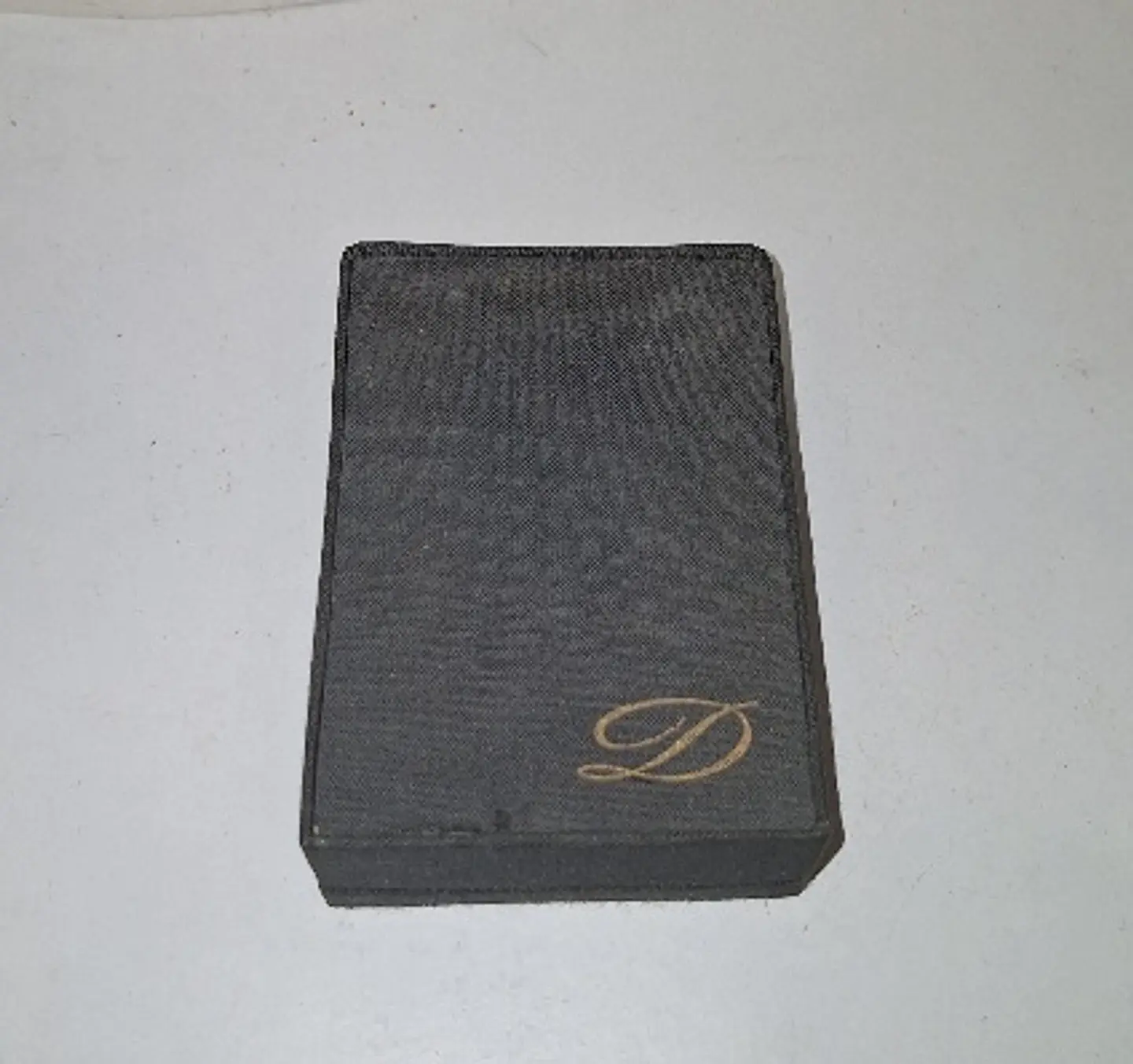 Isqueiro S.T. Dupont no estojo  5