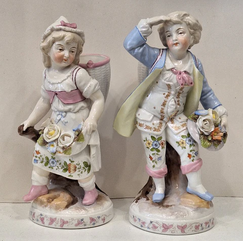 Par de bibelots em porcelana policromada alemã marca Pössneck 