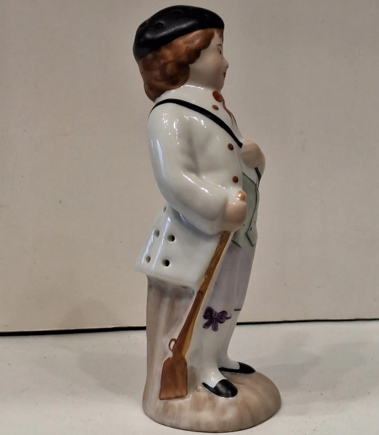 Paliteiro em porcelana Vista Alegre 