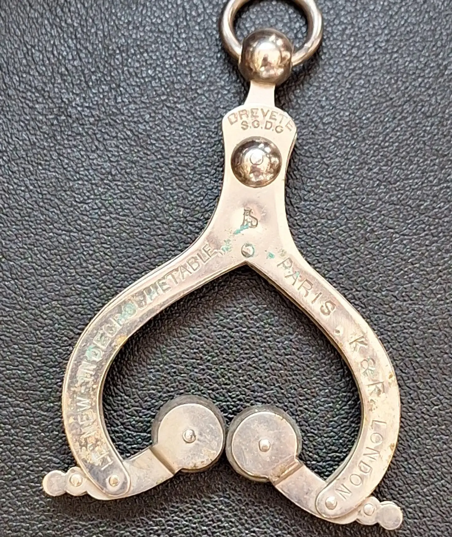 Levantador de saia francês antigo do século XIX - por volta de 1890, acessório de vestuário vitoriano em metal prateado. 3