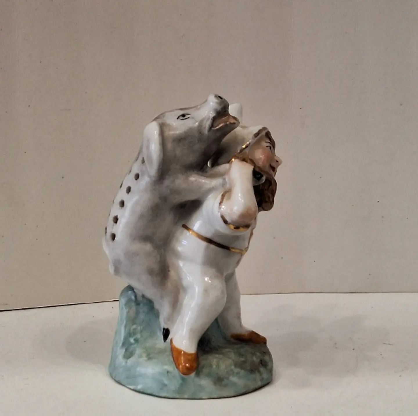 Paliteiro antigo em porcelana da Vista 