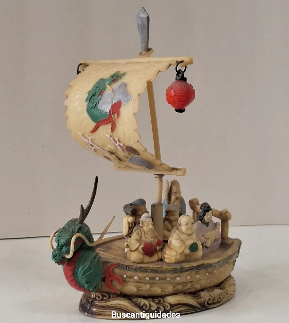 Barco-tesouro decorativo japonês vintage (okimono), feito de celuloide da década de 1940. 5