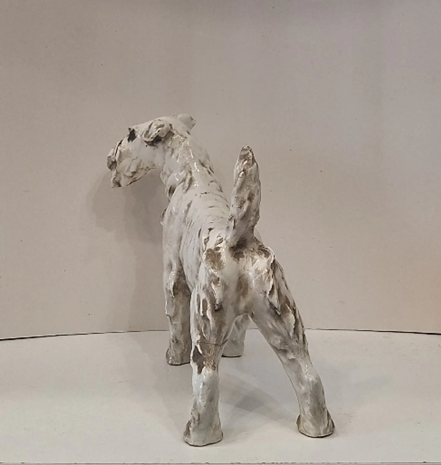 Estatueta representando Fox Terrier de pelo duro. 3