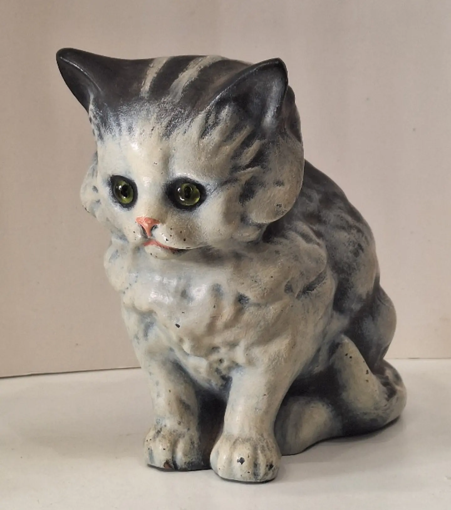 Gato em cerâmica das Calda da Rainha por José Alves da Cunha, sucessor. 1