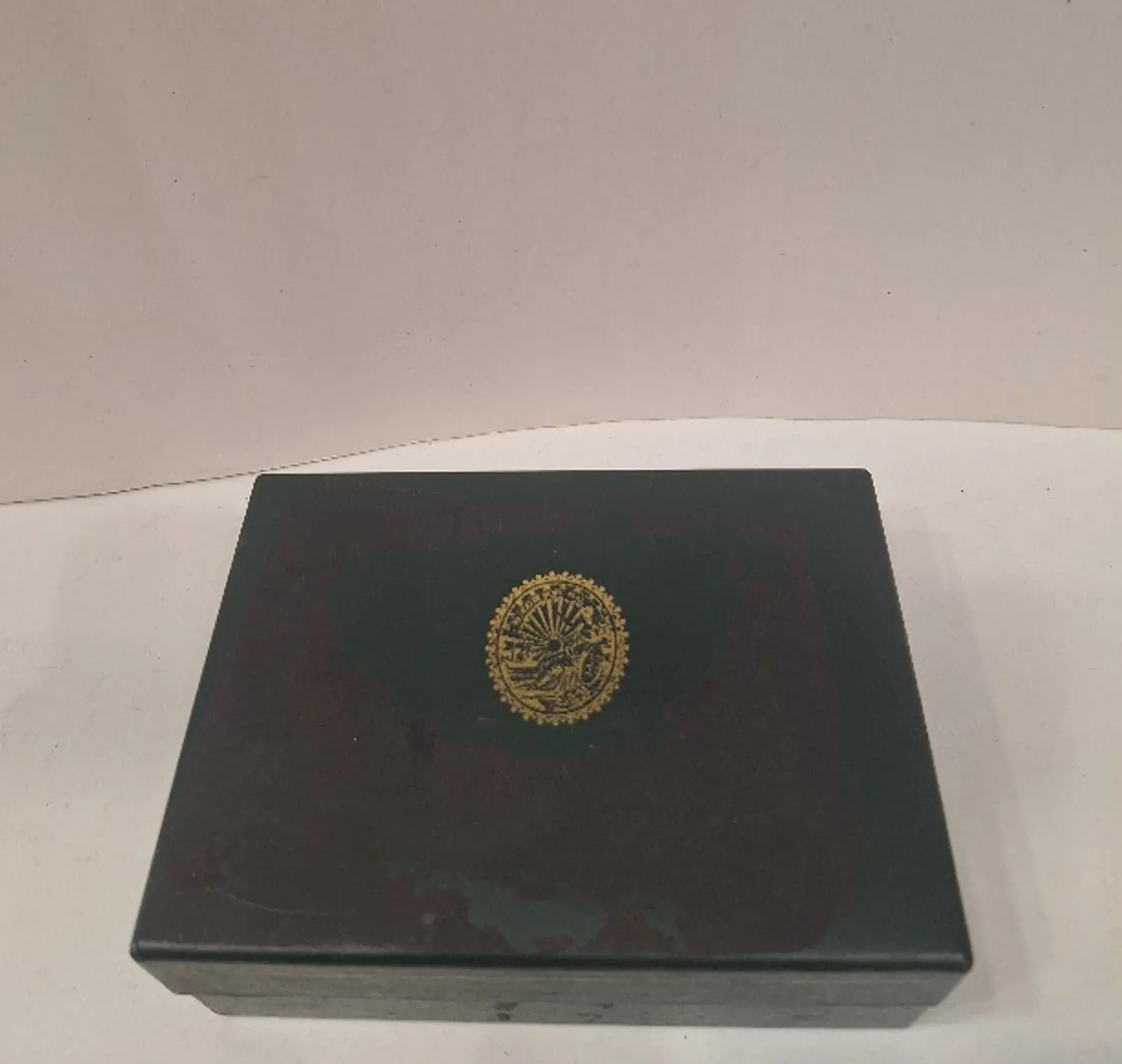Medalha comemorativa 150.° do Banco de Portugal. Escultor João Duarte.  6