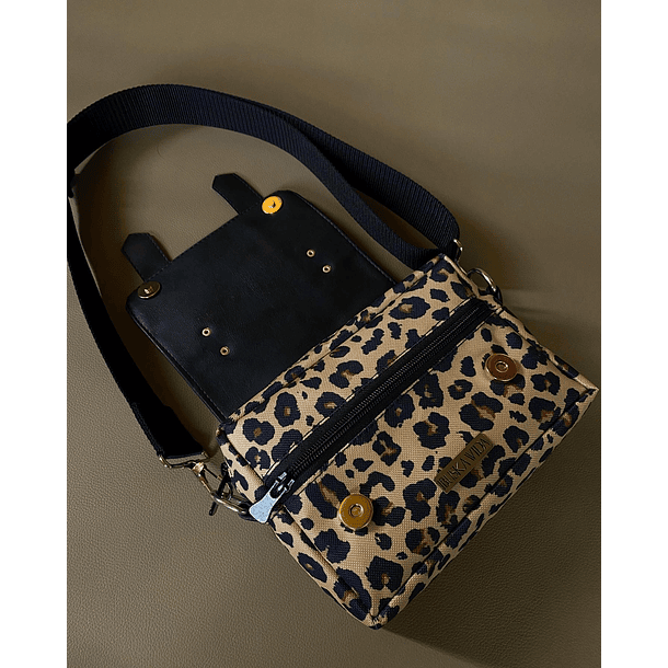 BANANO/CARTERA NOT ANIMAL BLACK II 2