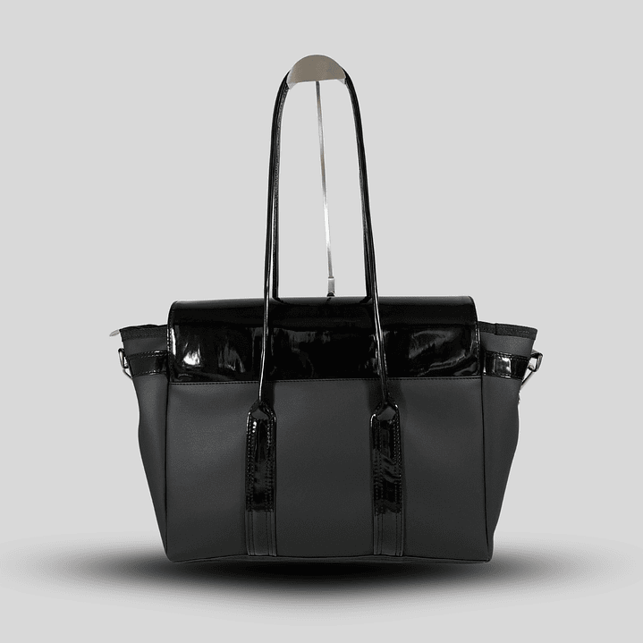 THE STUDY FORM GLOSSY BLACK 2