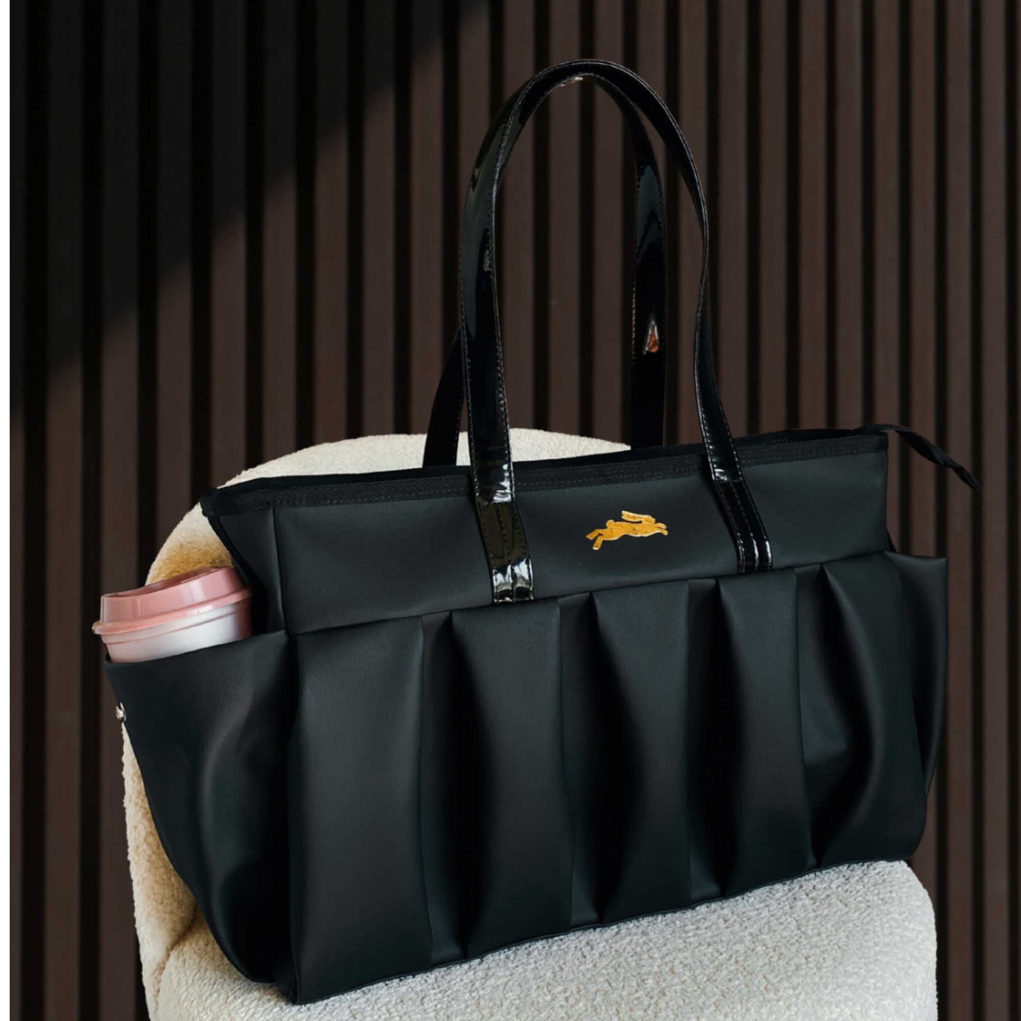 THE AIRY FORM TOTEBAG 2