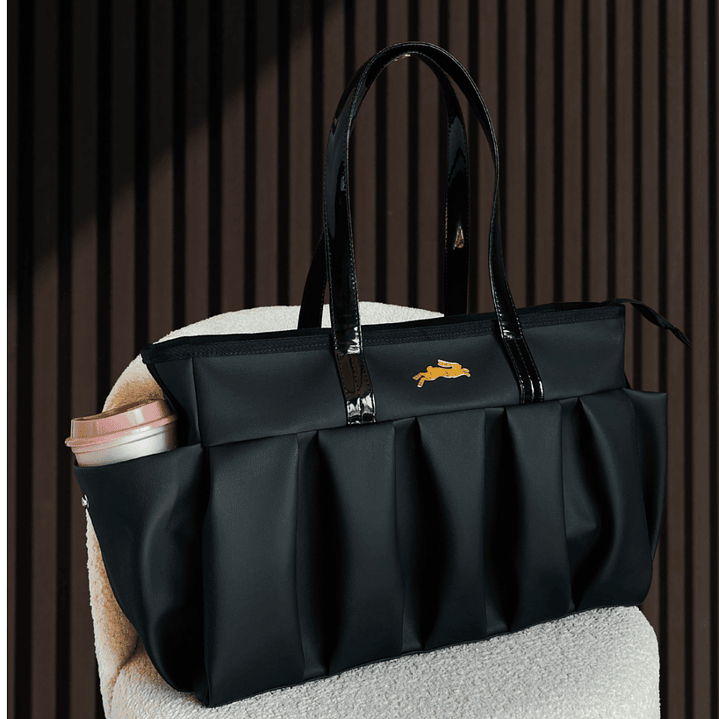 THE AIRY FORM TOTEBAG 2