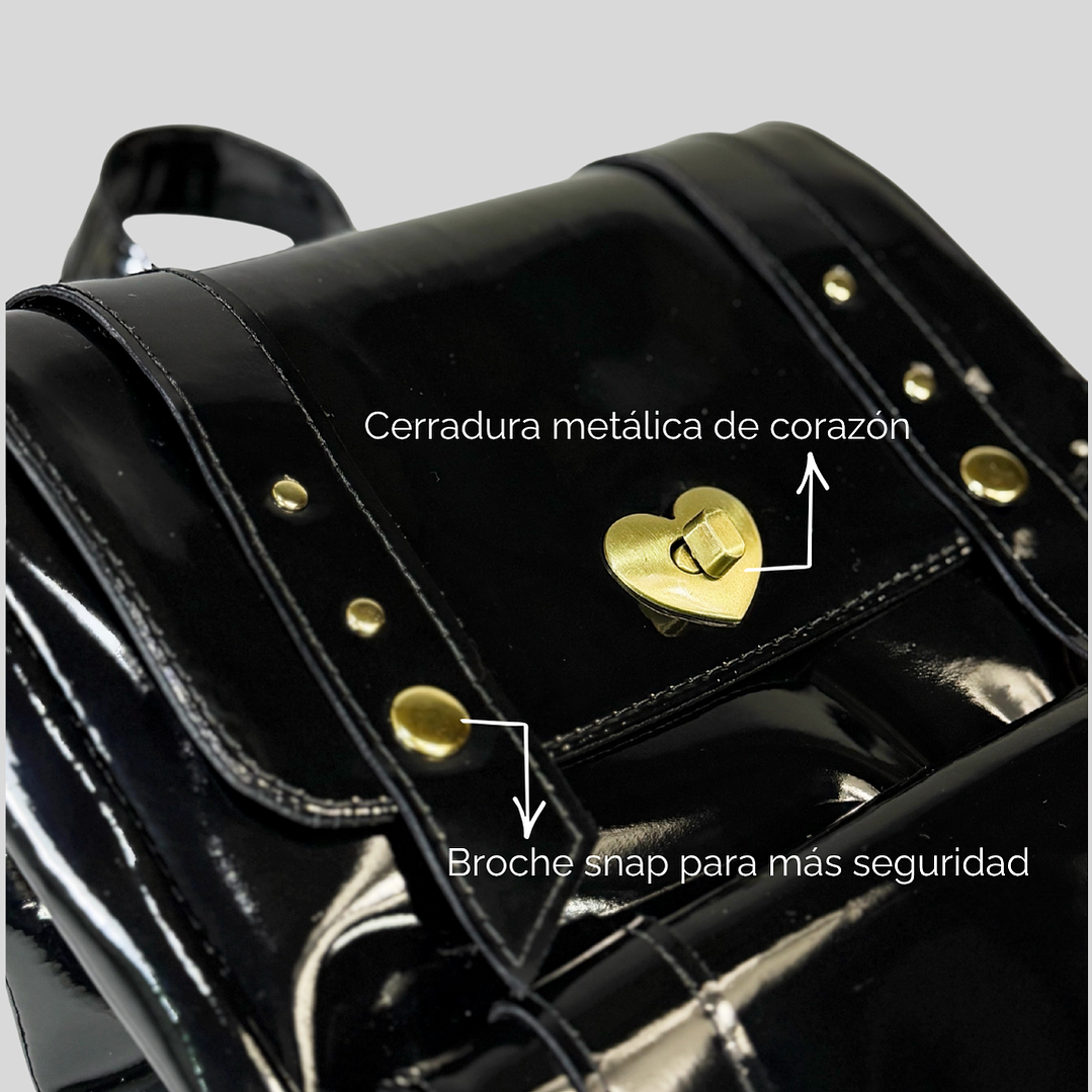 MINI MOCHILA HEARTS 2