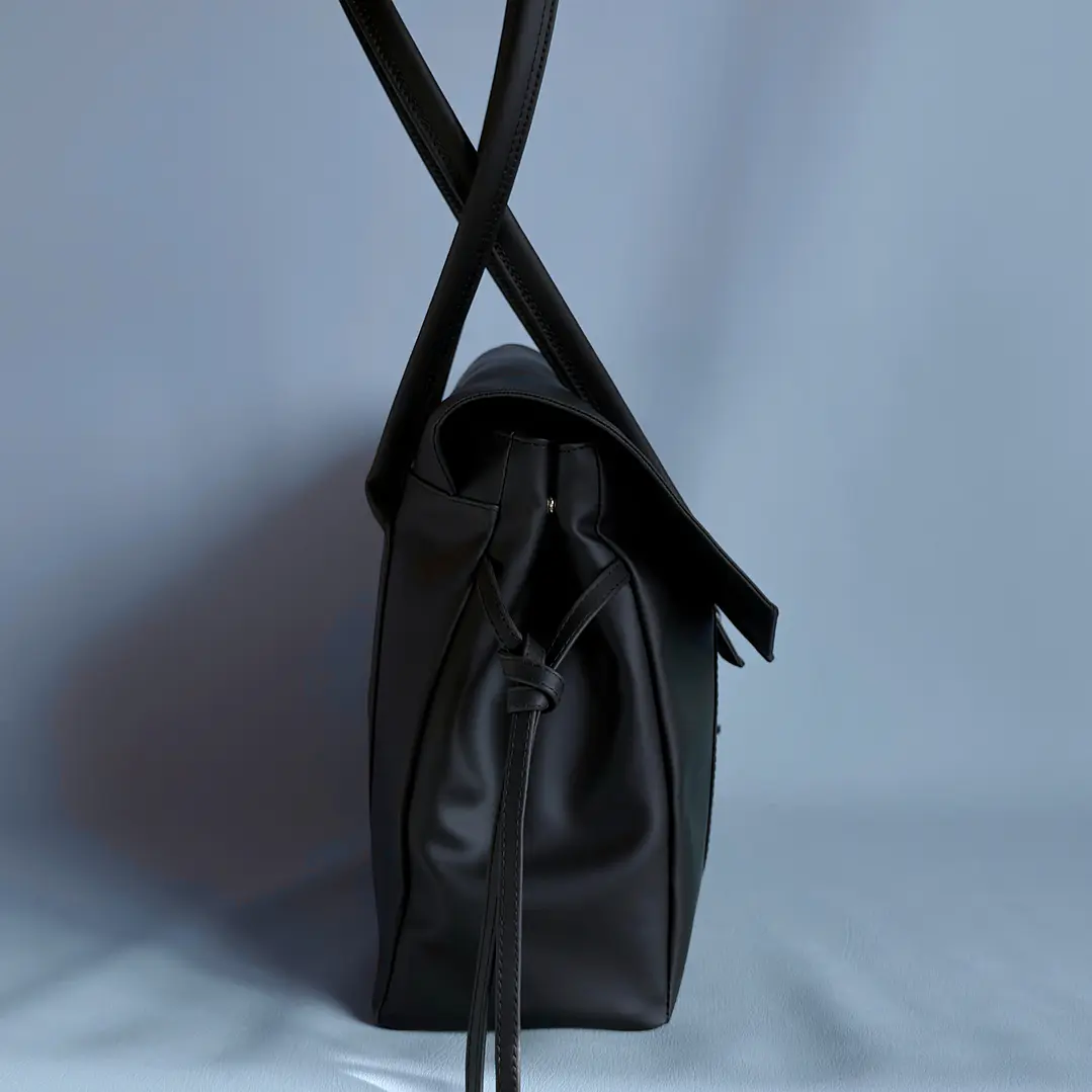 LARGE NOT JELLY KOREAN TOTE SERIOUSLY BLACK 4