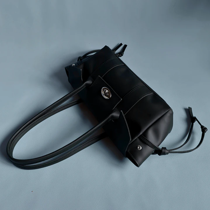 X-SMALL NOT JELLY KOREAN TOTE SERIOUSLY BLACK 3