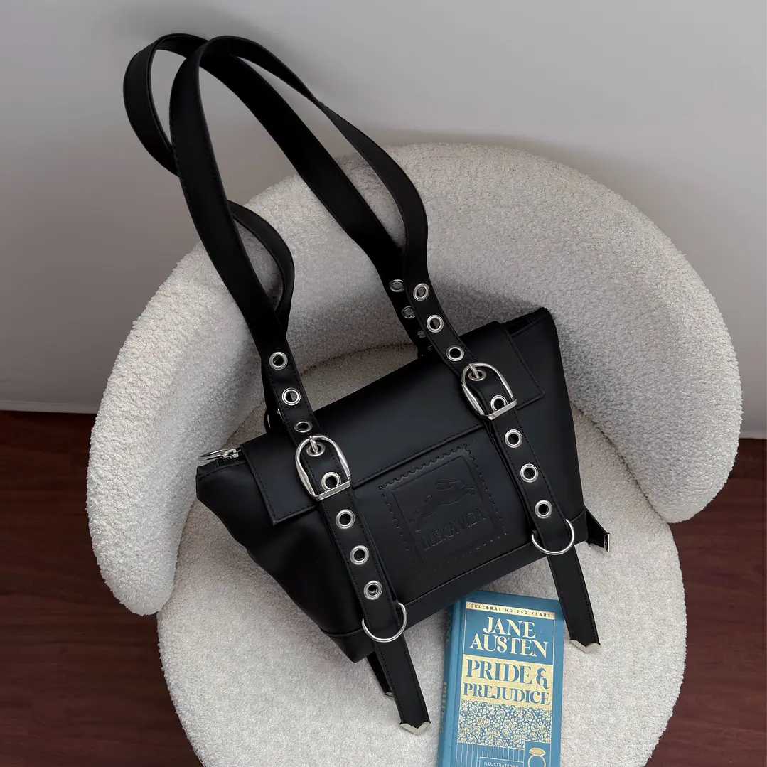 CARTERA MOLLY 3-1 BLACK 4