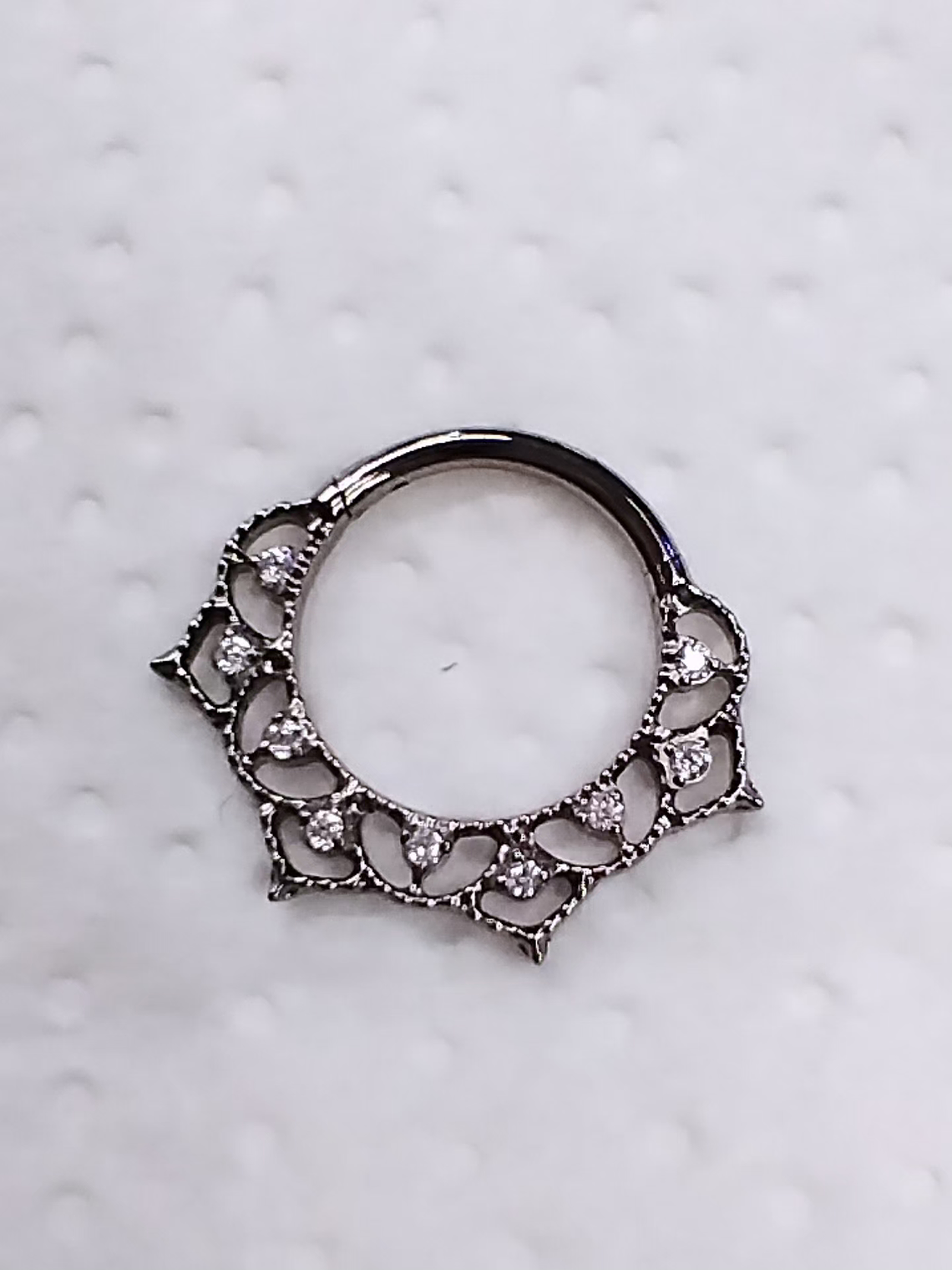 Argolla clicker de titanio grado implante  3