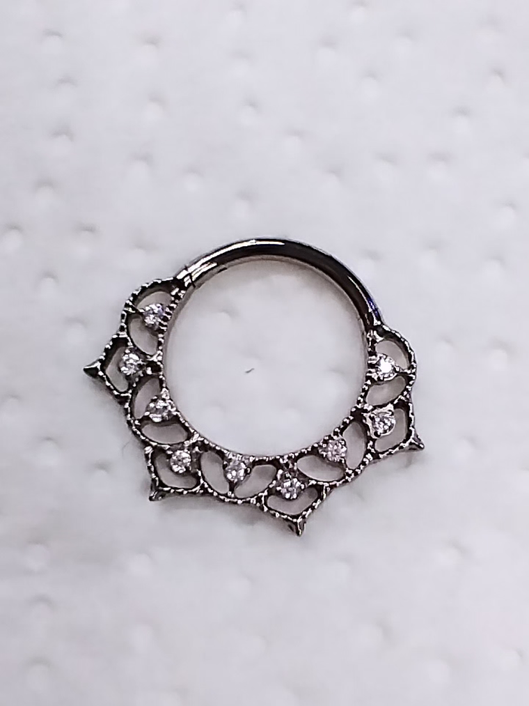 Argolla clicker de titanio grado implante  3