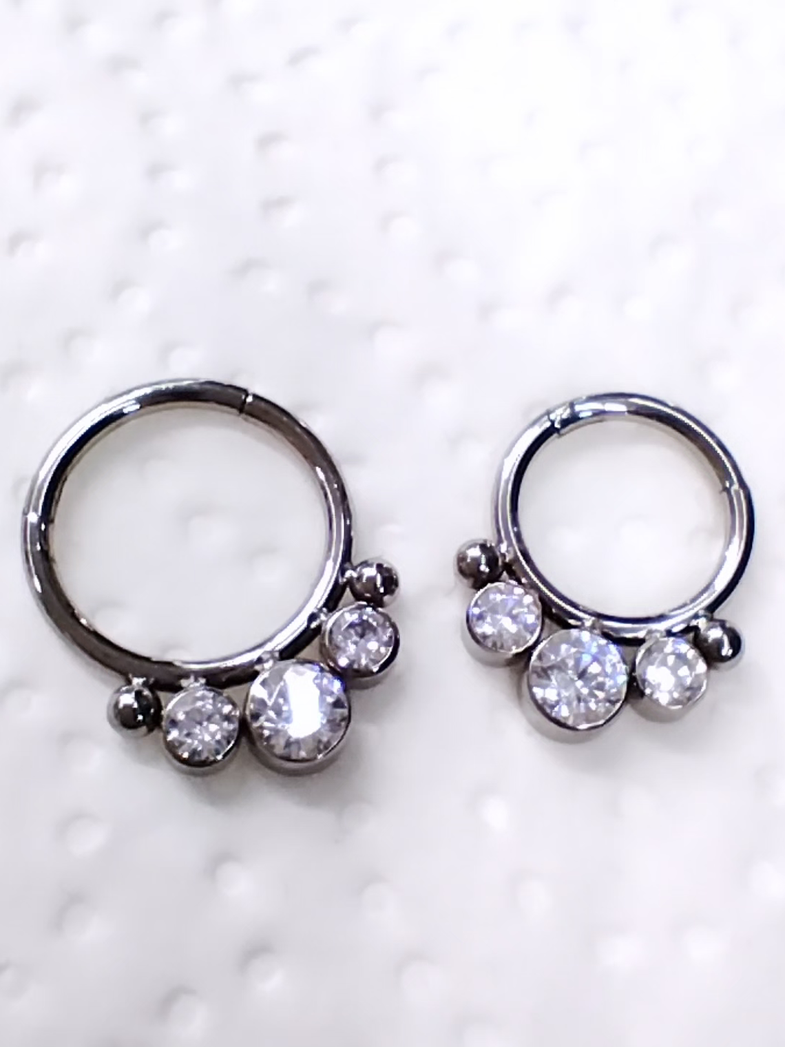 Argolla clicker 16g 8mm con circonitas 1