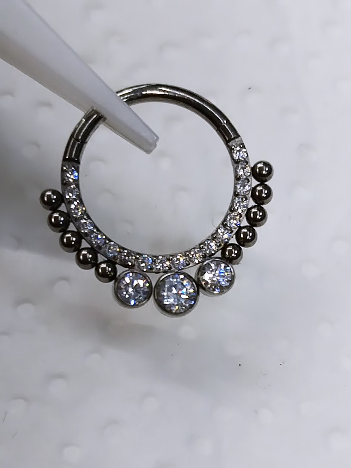 Argolla clicker 10mm con circonitas 1