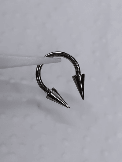 Barbell circular 10mm con puntas en titanio grado implante 16g