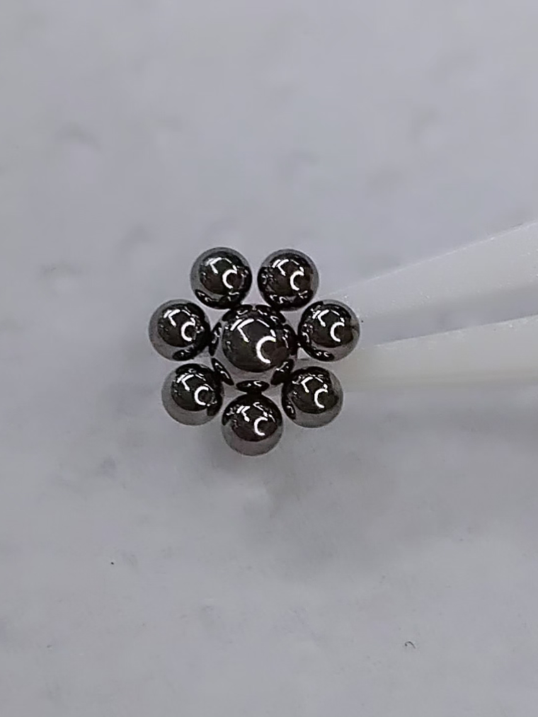 Top flor de esferas en titanio grado implante 16g 2