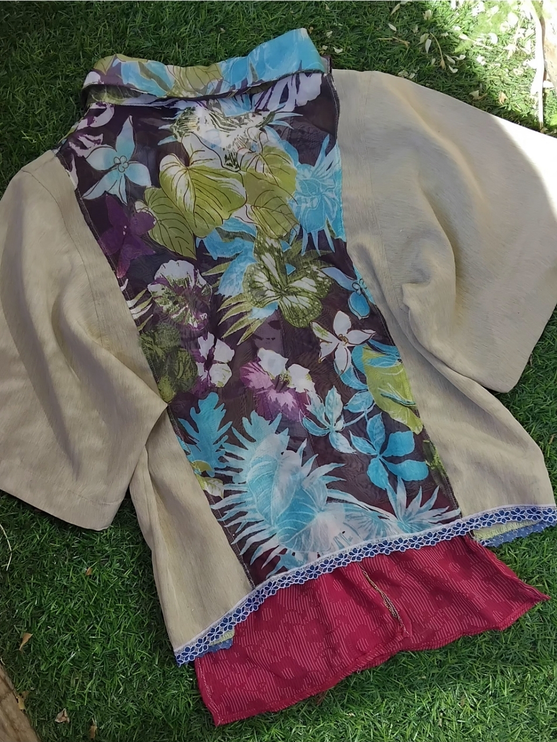 Blusa modificada, talla XS / S , prenda única  4