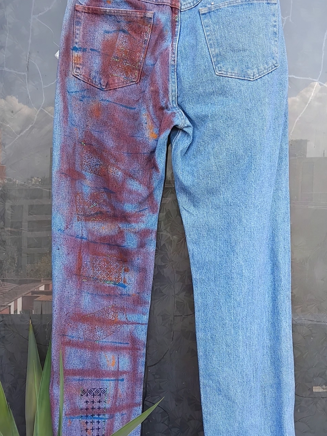 Jeans pintado a mano. Talla 40 2