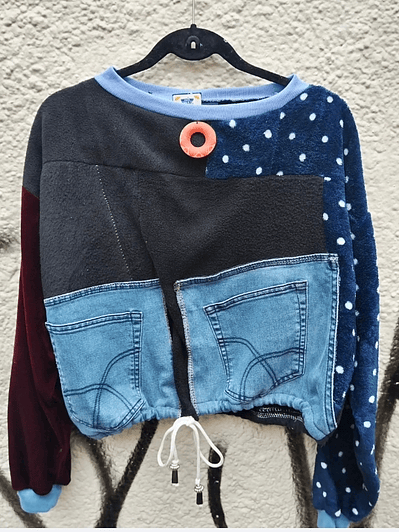 Poleron Reutilización textil talla S/M único.