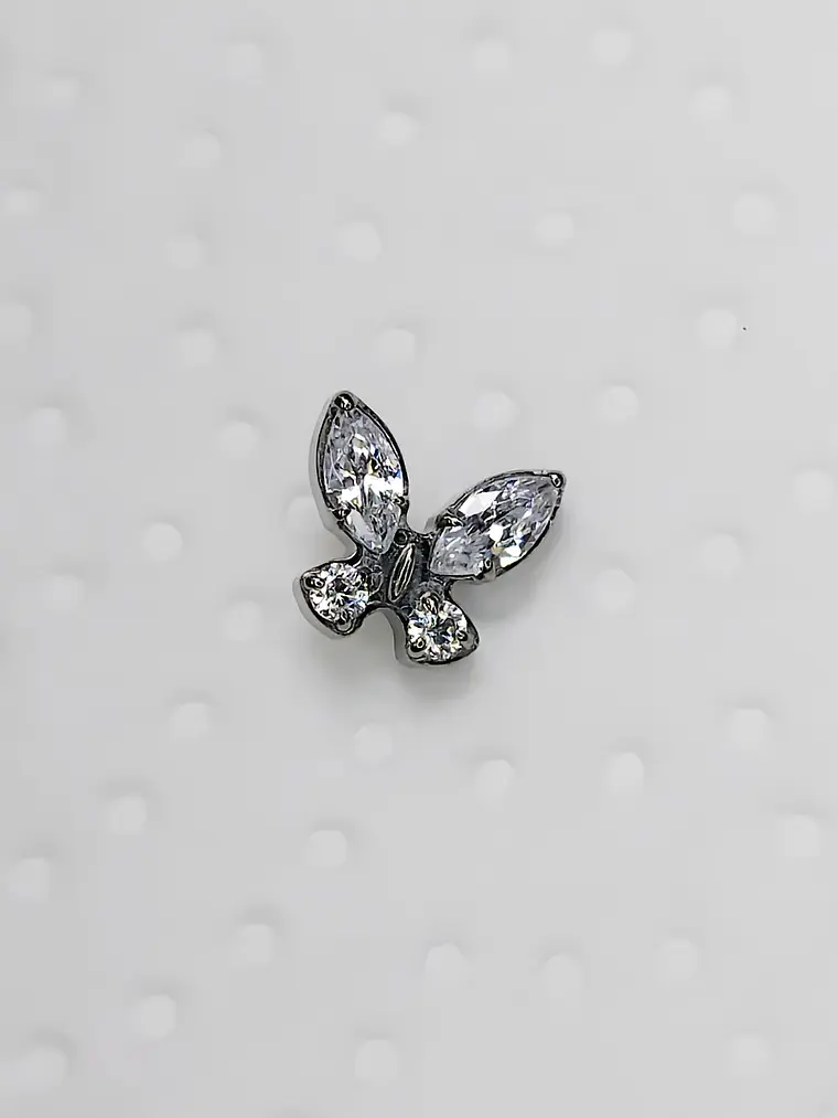Mariposa con circonitas blancas  titanio grado implante 16g 1