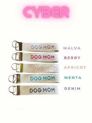 CYBER LLAVERO DOG MOM + 1 PLACA PERSONALIZADA