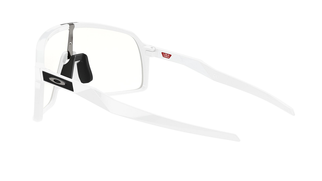 Oakley Sutro 4