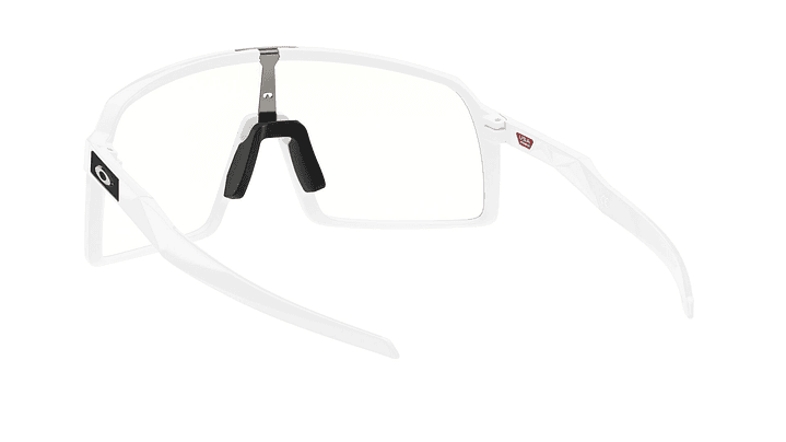 Oakley Sutro 5