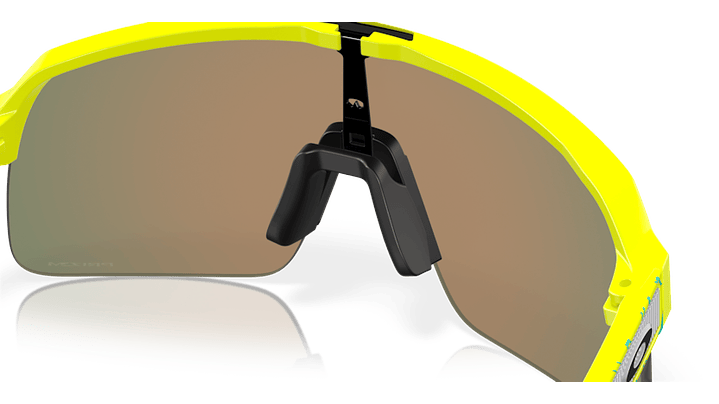 Oakley Sutro Lite 4