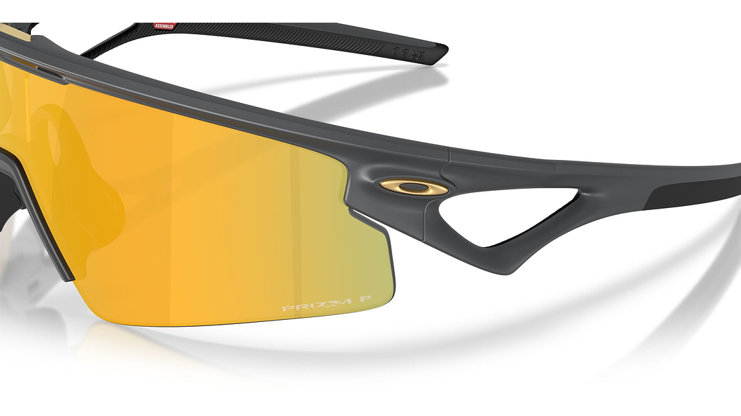 Oakley Sphaera Strike OO9531-0337 2