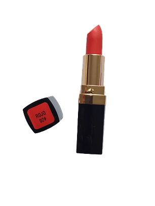 Lápiz Labial Rojo Matte 02