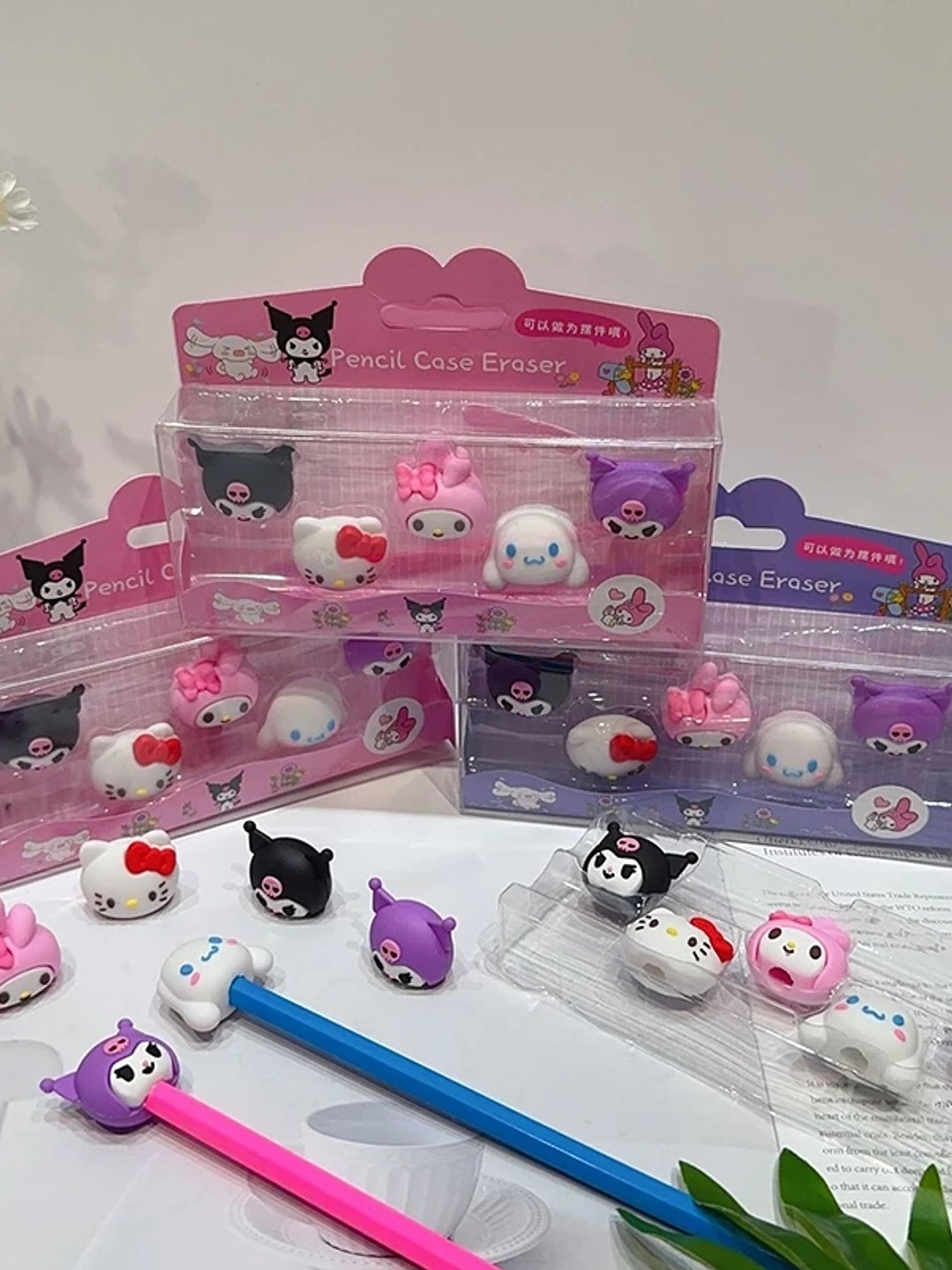 Set Gomas de borrar Hello Kitty y sus amigos 01 - Rosa 2