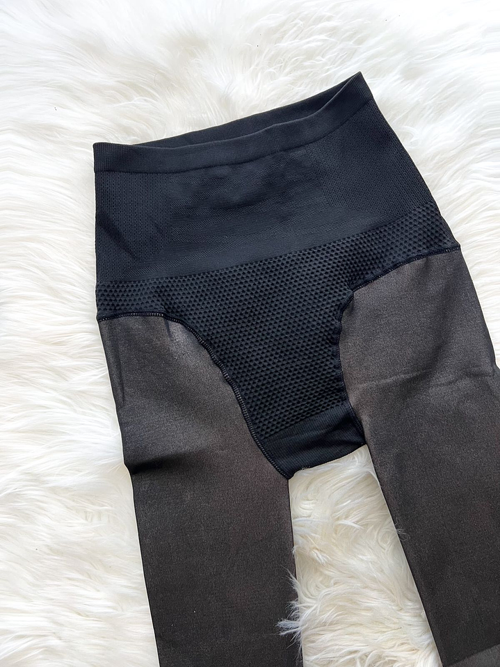 Pantys Efecto Piel con CALZÓN FAJA 1