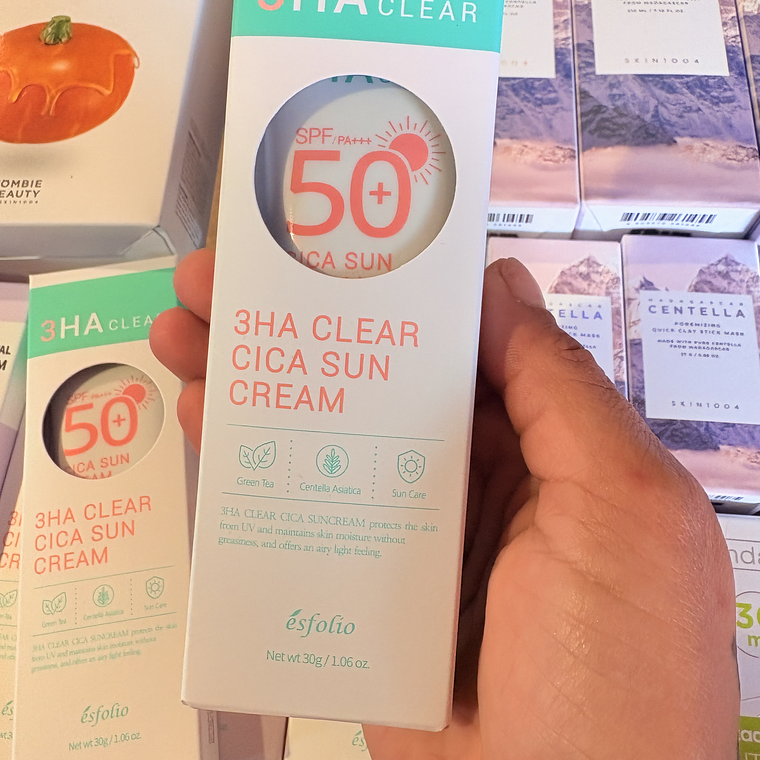 Factor solar 50 3HA con centella asiática y té verde  1