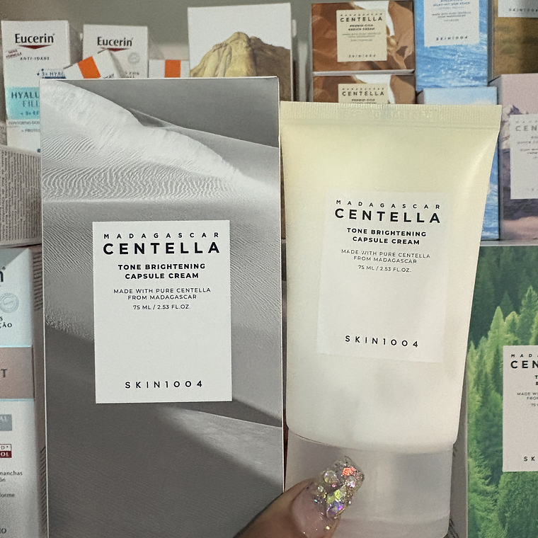 Madagascar centella tone brightening  capsule cream Ideal para manchas  1