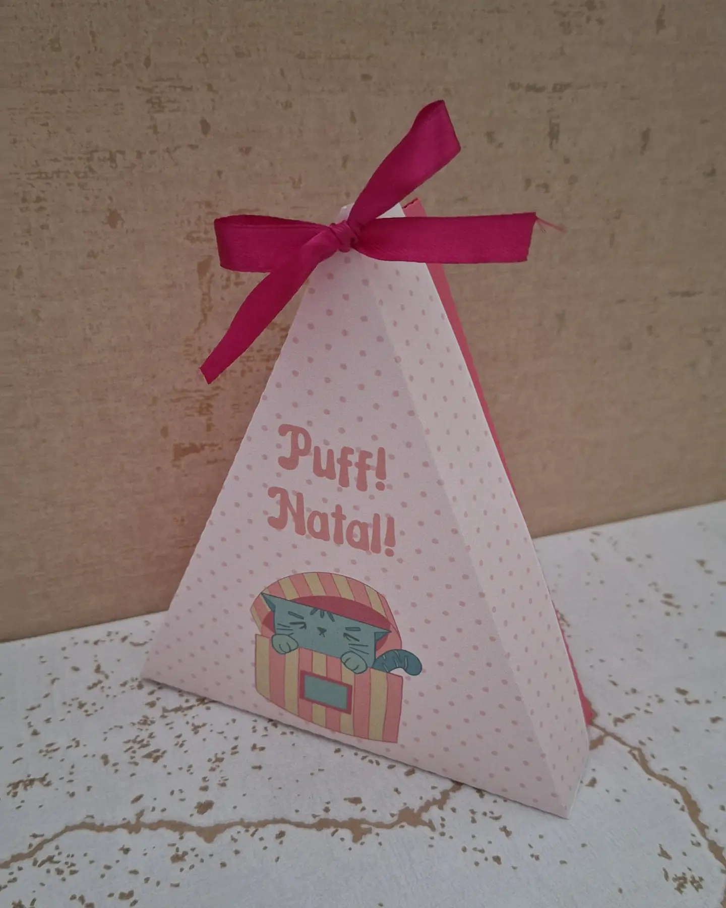 Caxinha Triangular Puff 2