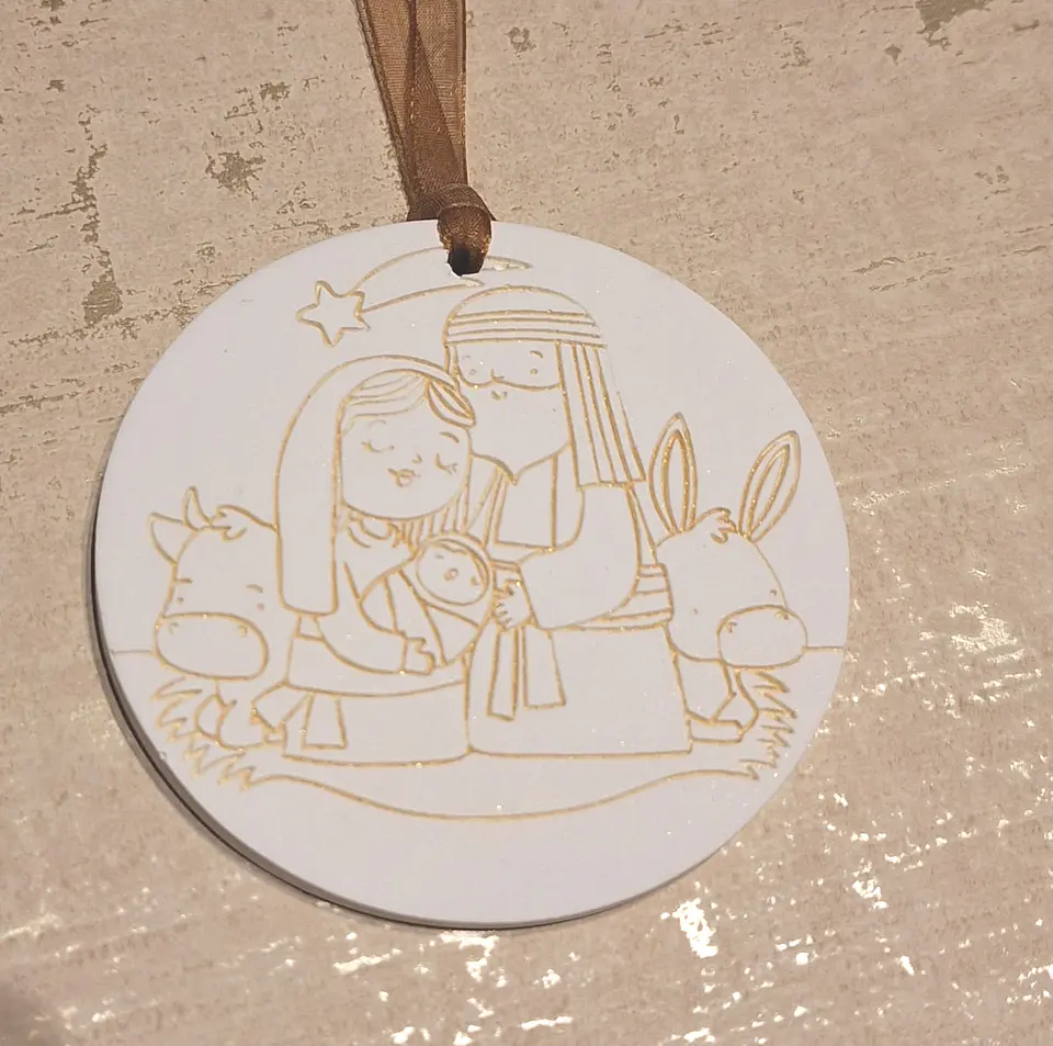 Enfeite de Natal Medalhão em Gesso - Natal Família Sagrada 1