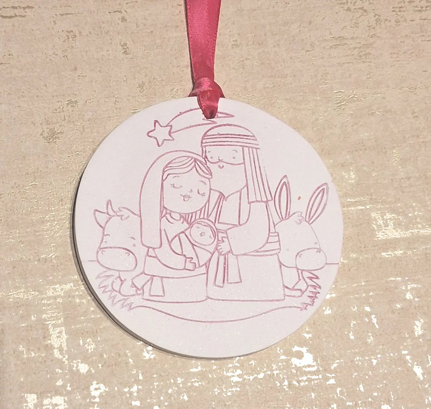 Enfeite de Natal Medalhão em Gesso - Natal Família Sagrada 4