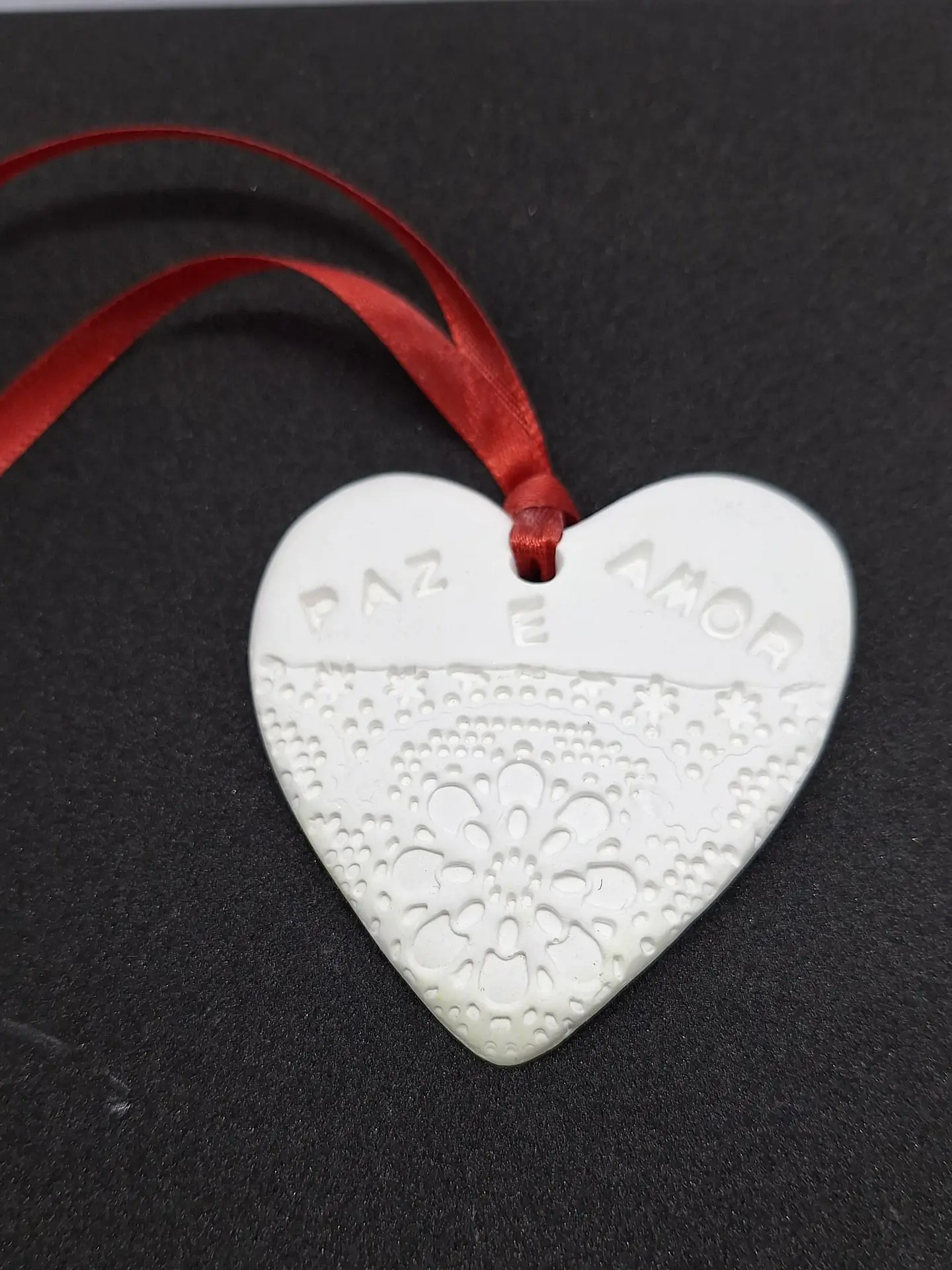 Coração Rendado Paz e Amor | Gesso 3