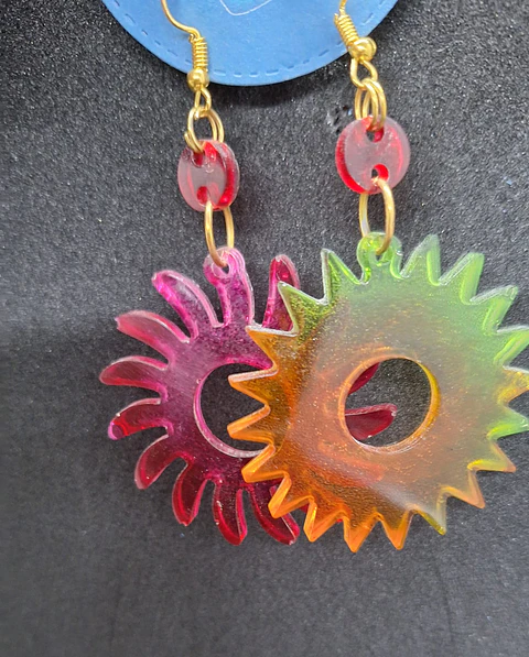 Brincos Resina Geométricos Sóis
