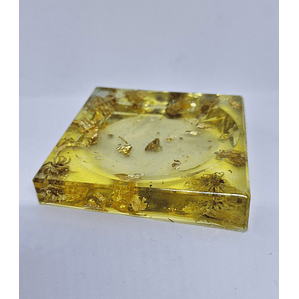 Base Quadrada amarelo e folha d'ouro | resina epóxi
