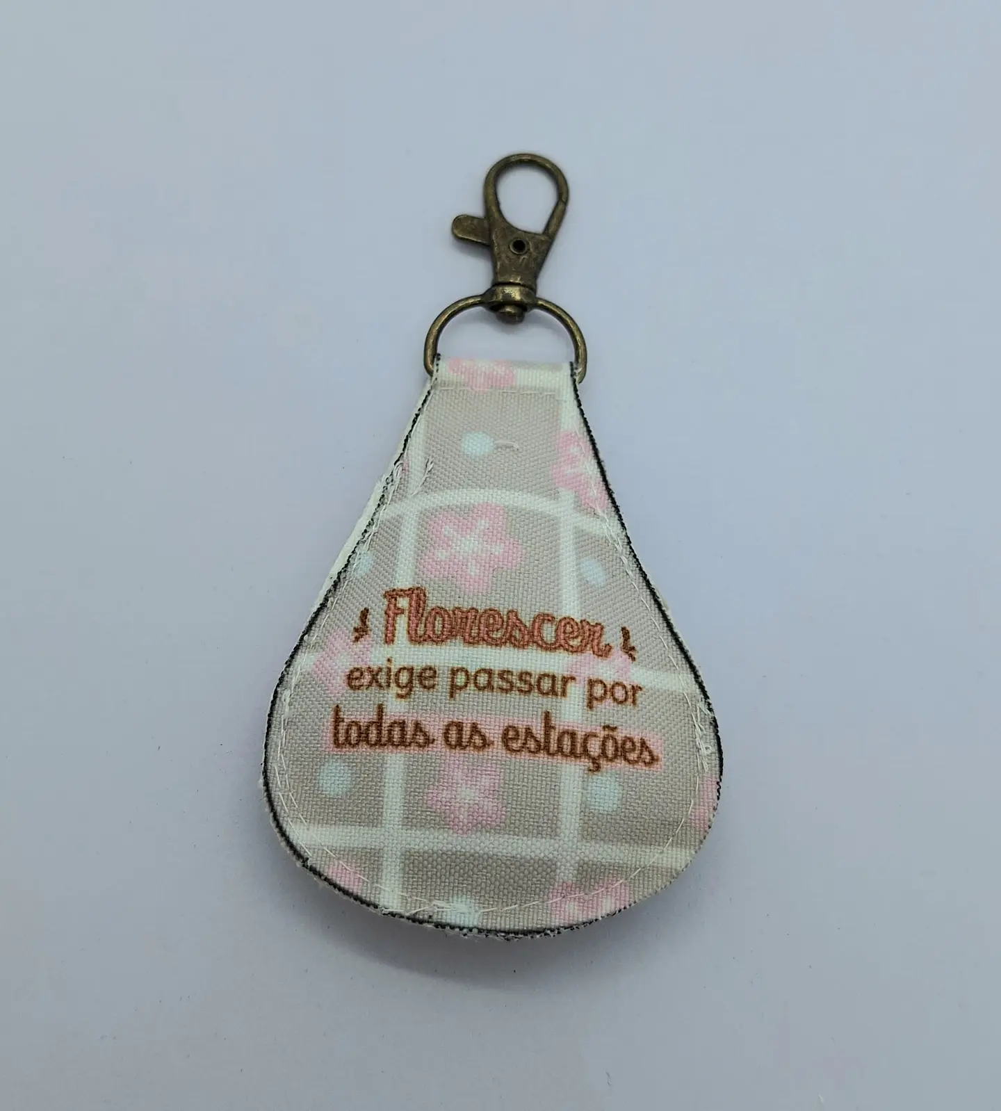 Porta Chaves Florescer Exige Passar por Todas as Estações 2