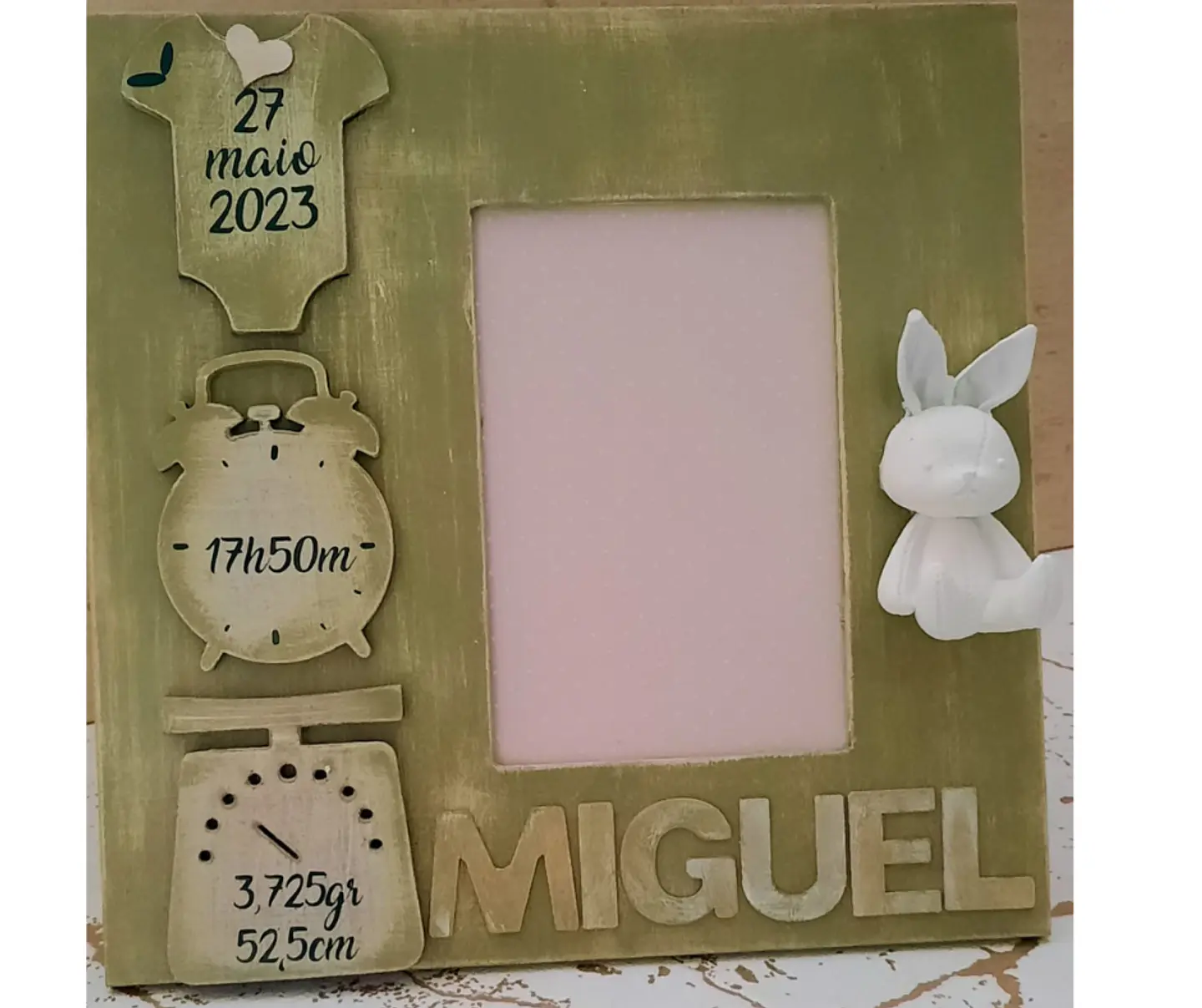 Moldura de Nascimento Personalizada com Porta‑Foto 1