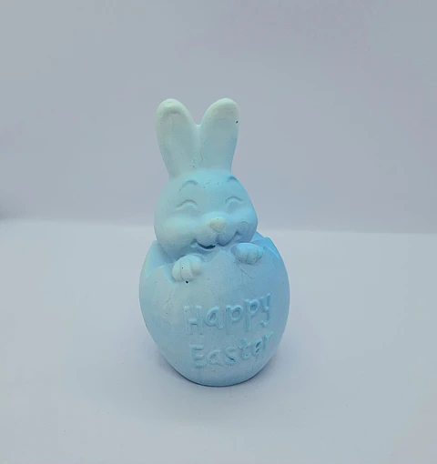 Happy Easter Blue – Coelhinho na Casca de Ovo