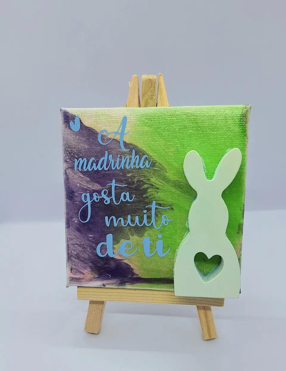 Tela “A Madrinha Gosta Muito de Ti” – Coelhinho em Gesso 1