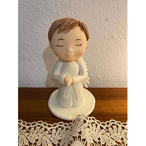 Topo Estatueta Personalizada em Biscuit Menino Anjinho
